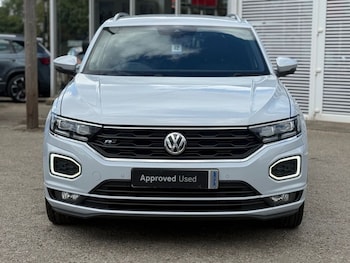 Used Volkswagen T-Roc 2019 for sale - 79493601: Photo