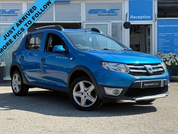 Used Dacia Sandero Stepway 2015 for sale - 79186823: Photo