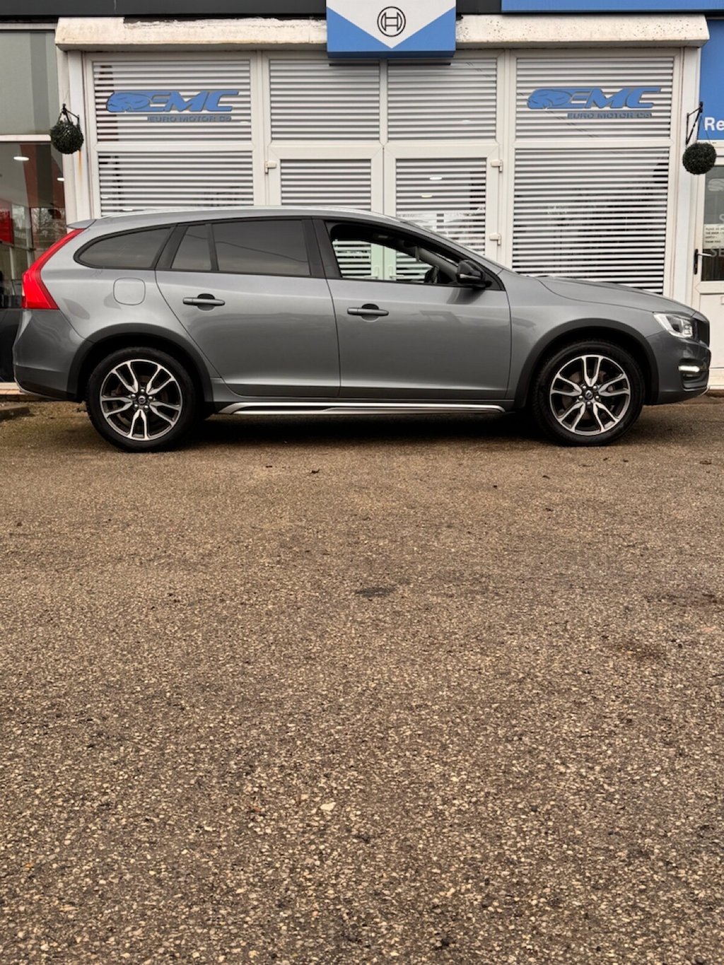 Used Volvo V60 Cross Country 2016 for sale - 77212296: Photo 13