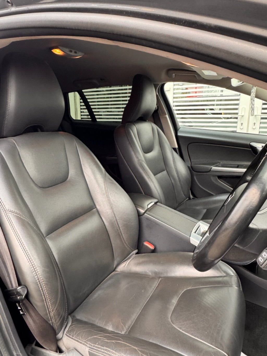 Used Volvo V60 Cross Country 2016 for sale - 77212296: Photo 16