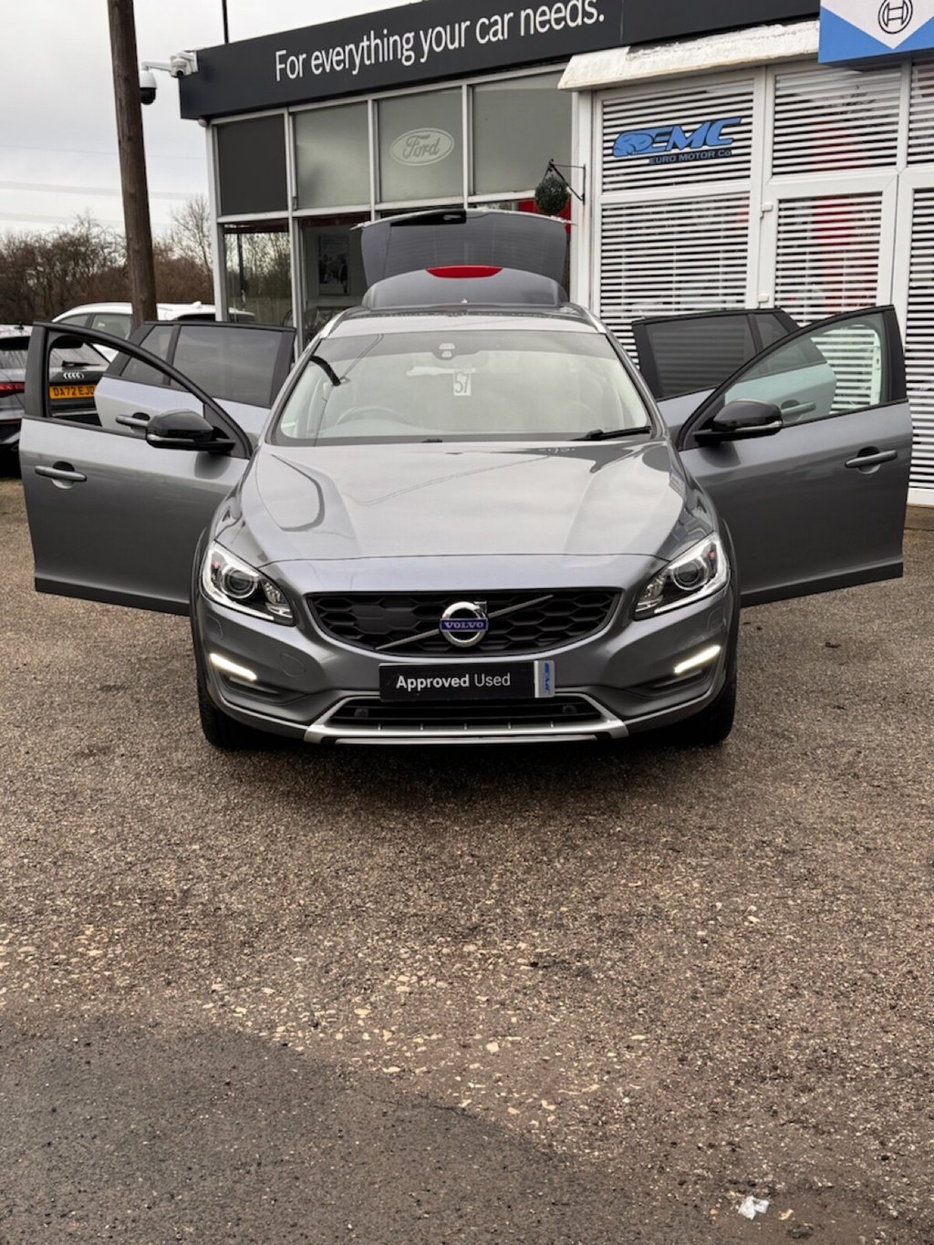 Used Volvo V60 Cross Country 2016 for sale - 77212296: Photo 5
