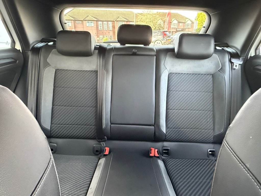 Used Volkswagen T-Roc 2019 for sale - 76840876: Photo 19