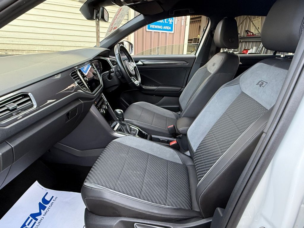 Used Volkswagen T-Roc 2019 for sale - 76840876: Photo 24