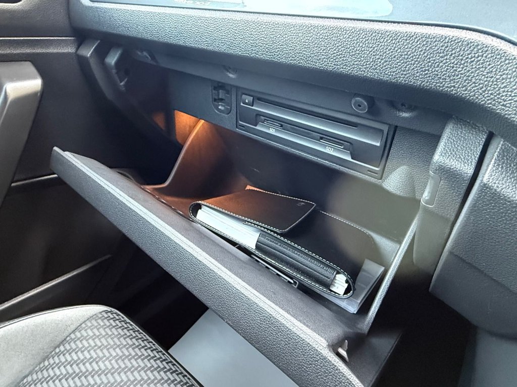 Used Volkswagen T-Roc 2019 for sale - 76840876: Photo 28