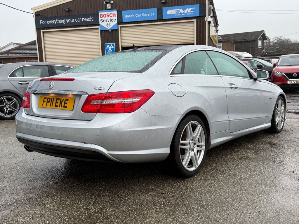 Used Mercedes-Benz E Class 2011 for sale - 77341519: Photo 10
