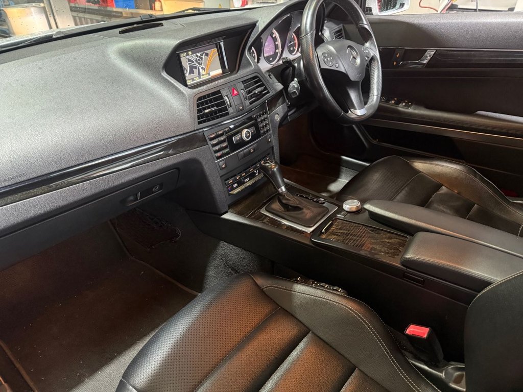 Used Mercedes-Benz E Class 2011 for sale - 77341519: Photo 21