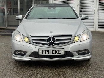 Used Mercedes-Benz E Class 2011 for sale - 77341519: Photo