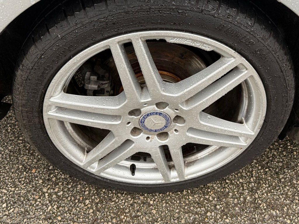 Used Mercedes-Benz E Class 2011 for sale - 77341519: Photo 47