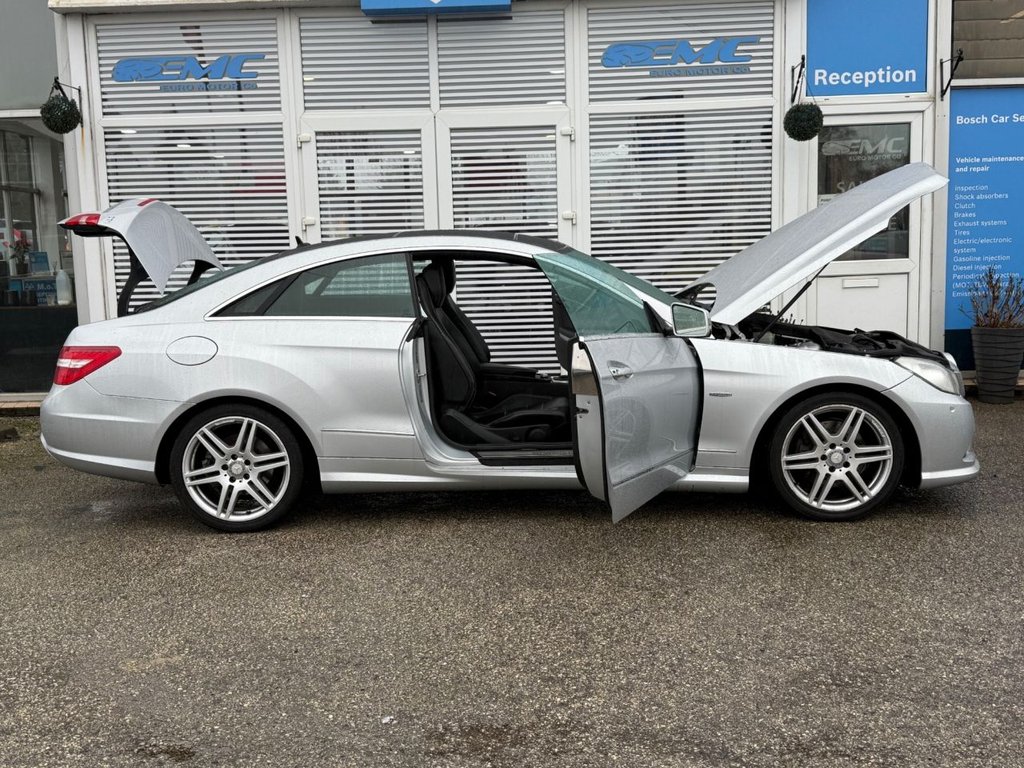 Used Mercedes-Benz E Class 2011 for sale - 77341519: Photo 6