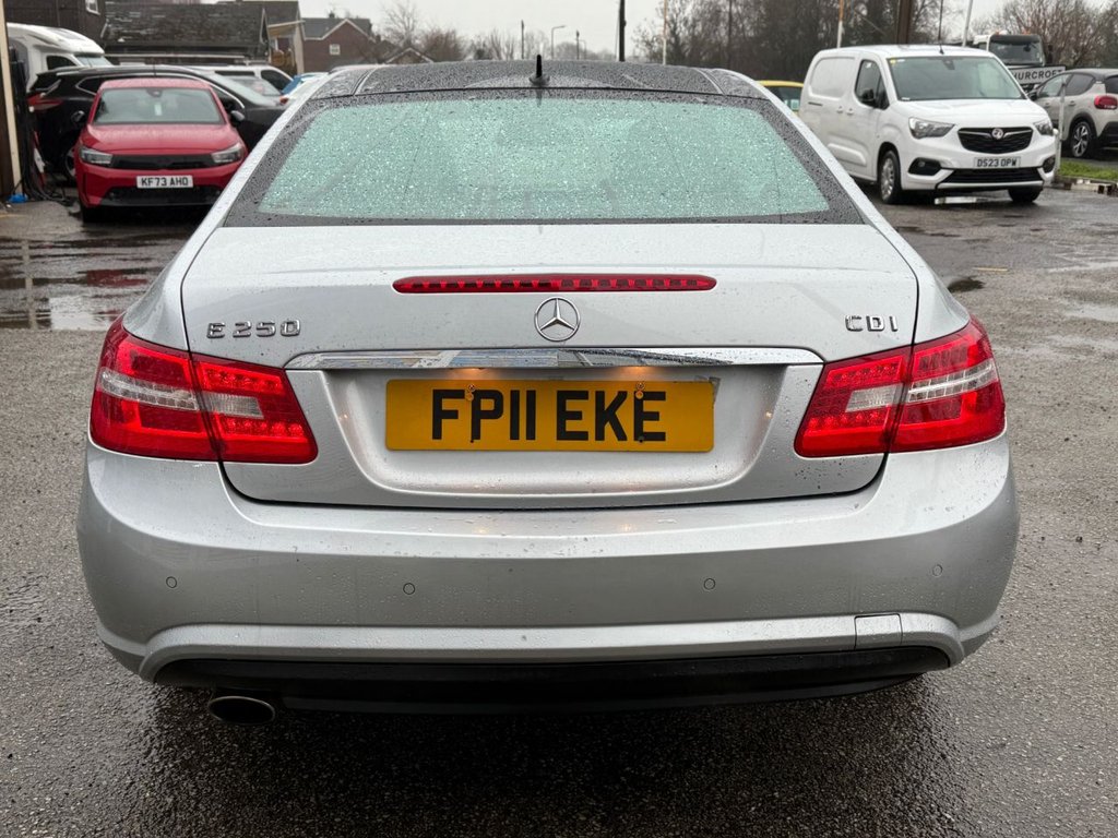 Used Mercedes-Benz E Class 2011 for sale - 77341519: Photo 9