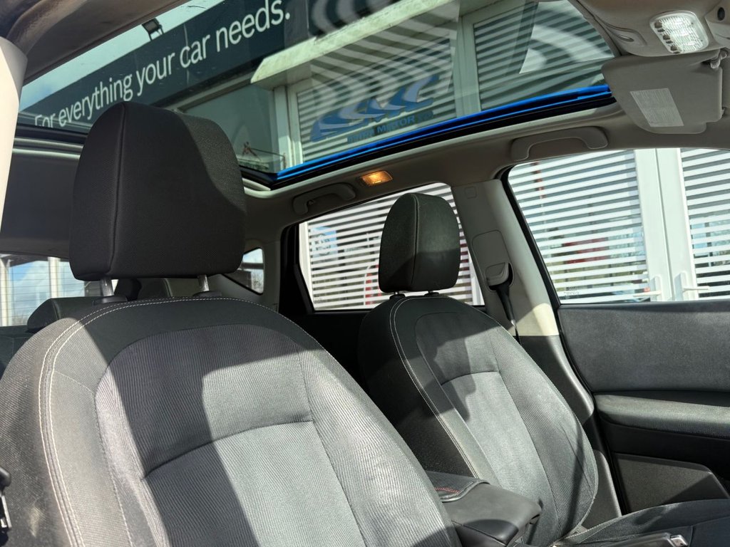 Used Nissan Qashqai 2010 for sale - 77849433: Photo 11