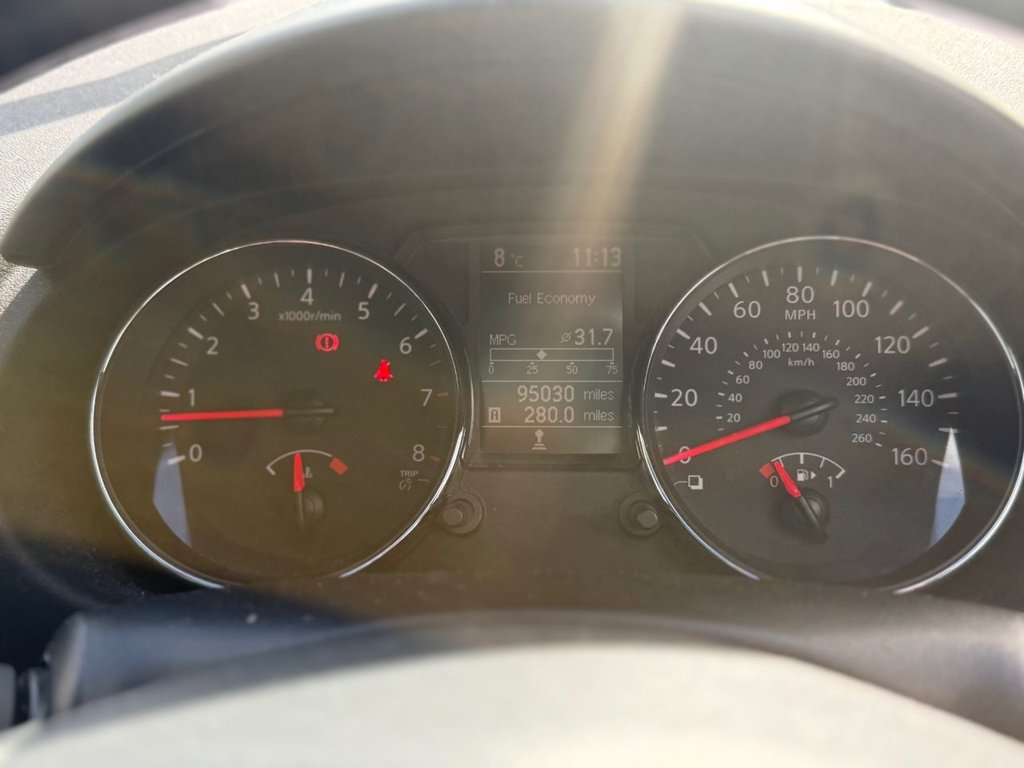 Used Nissan Qashqai 2010 for sale - 77849433: Photo 33