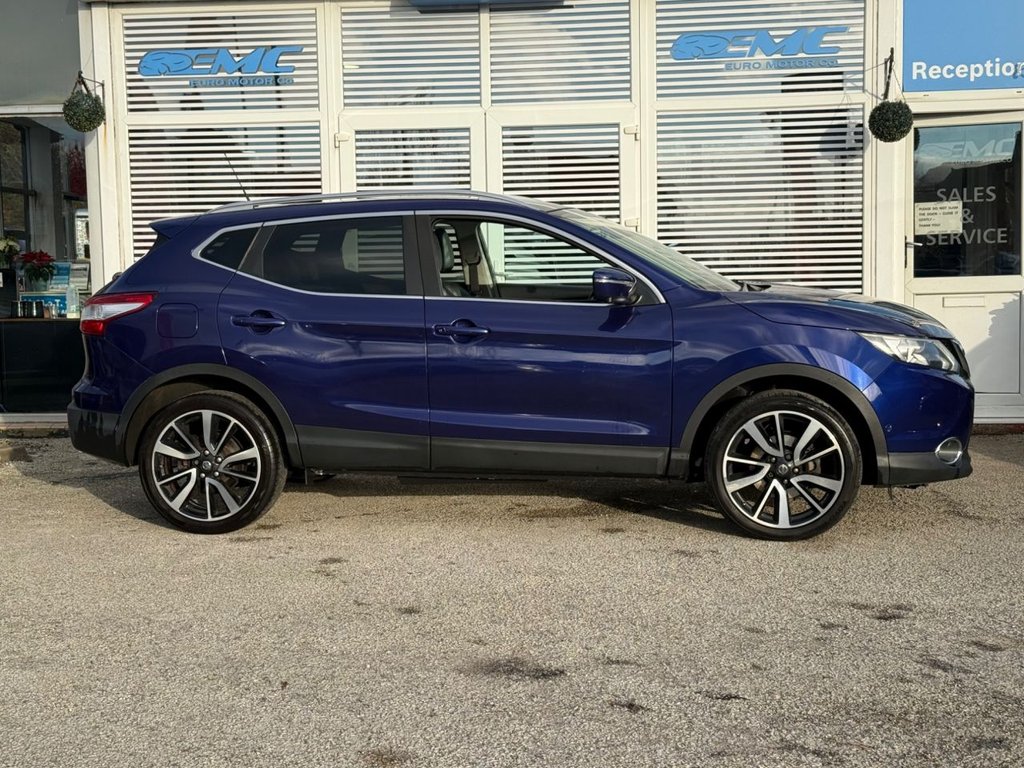 Used Nissan Qashqai 2014 for sale - 76910132: Photo 2