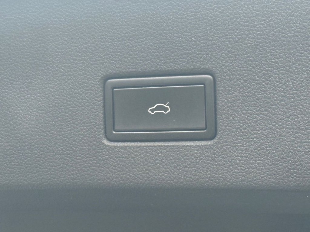 Used Volkswagen T-Roc 2018 for sale - 77407747: Photo 10