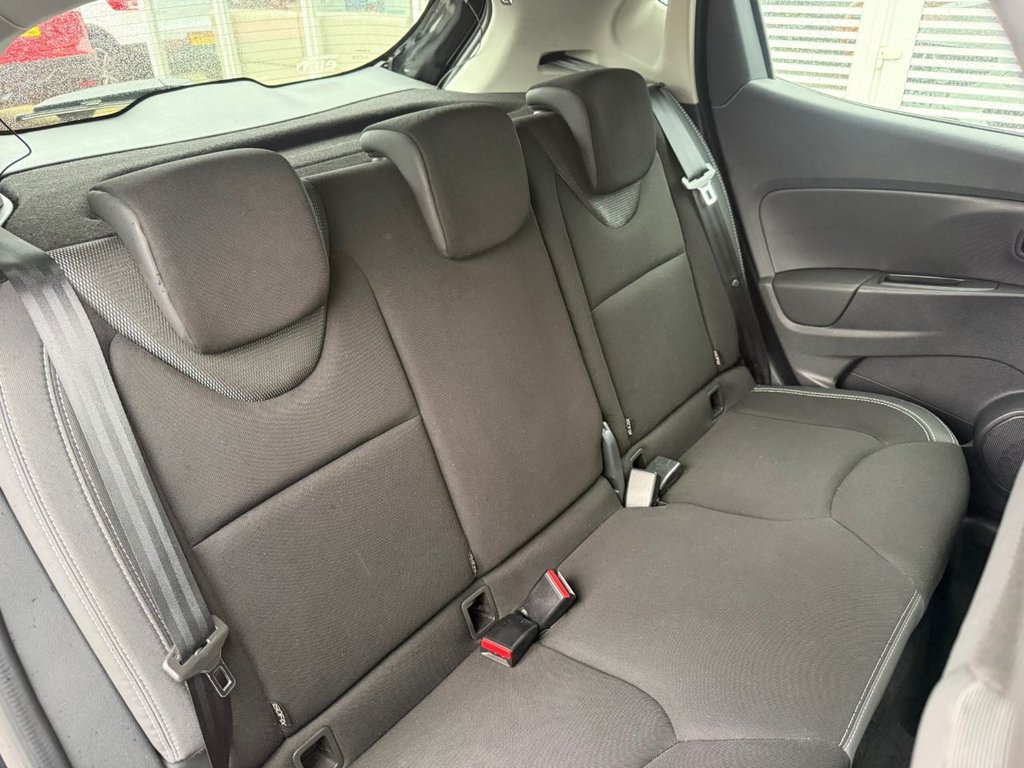 Used Renault Clio 2018 for sale - 77849848: Photo 17