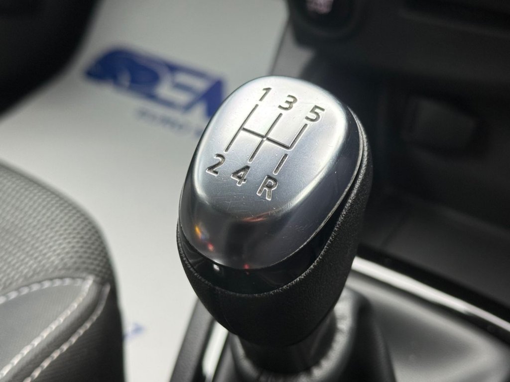 Used Renault Clio 2018 for sale - 77849848: Photo 25