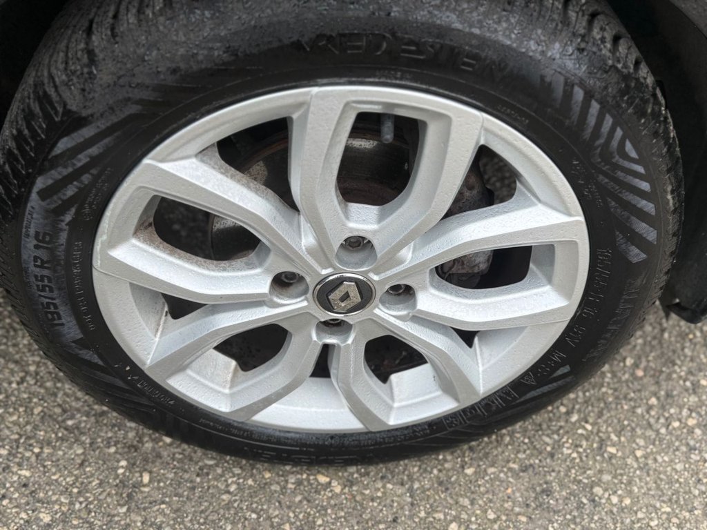 Used Renault Clio 2018 for sale - 77849848: Photo 44