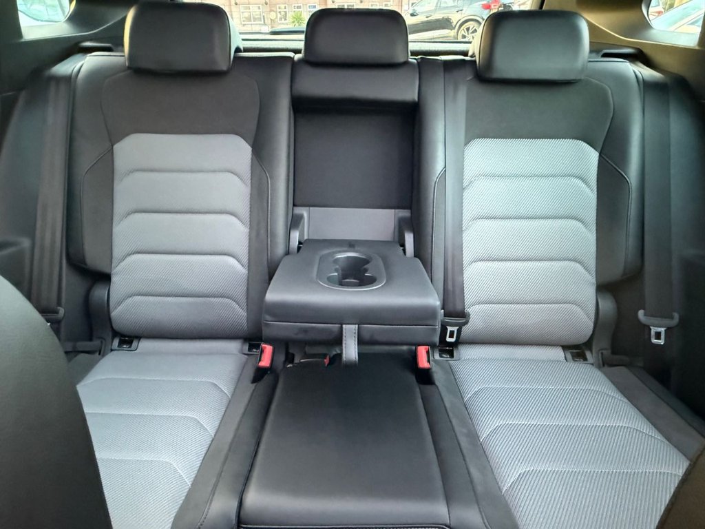 Used Volkswagen Tiguan 2019 for sale - 76698212: Photo 17