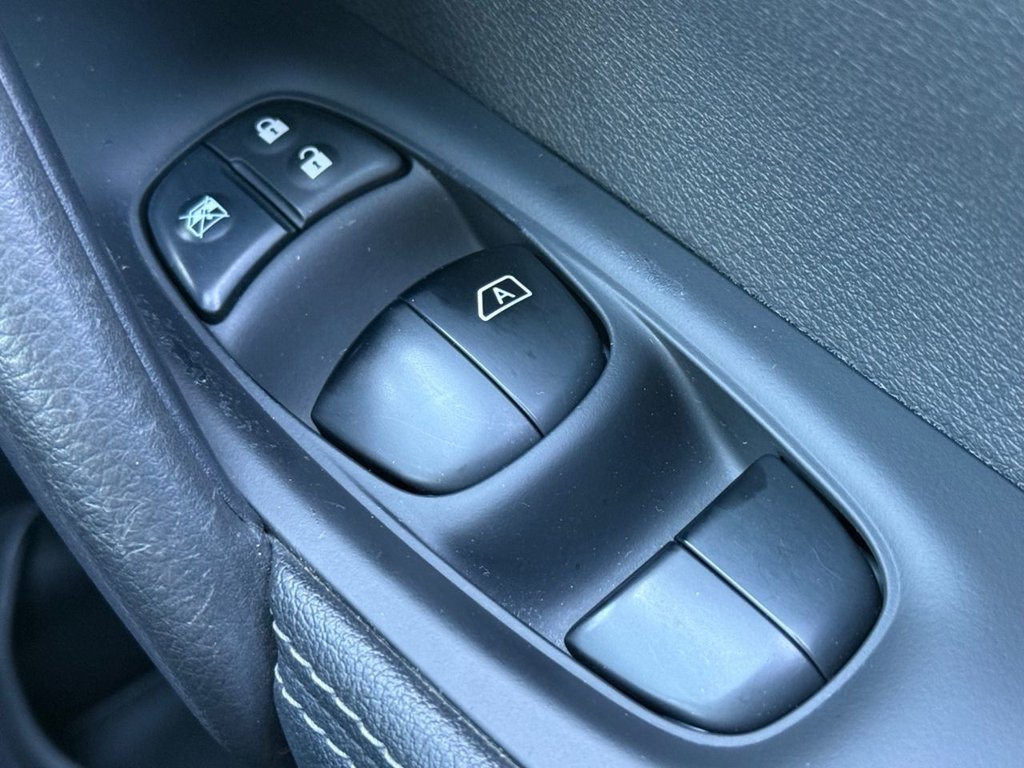 Used Nissan Qashqai 2016 for sale - 78110220: Photo 39