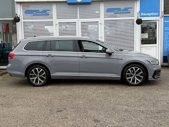Used Volkswagen Passat 2022 for sale - 78153577: Photo