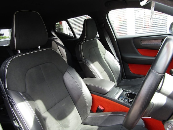 Used Volvo XC40 2018 for sale - 74649687: Photo 13
