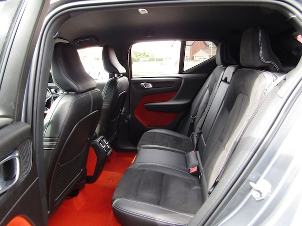 Used Volvo XC40 2018 for sale - 74649687: Photo 24