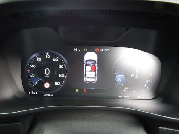 Used Volvo XC40 2018 for sale - 74649687: Photo 41