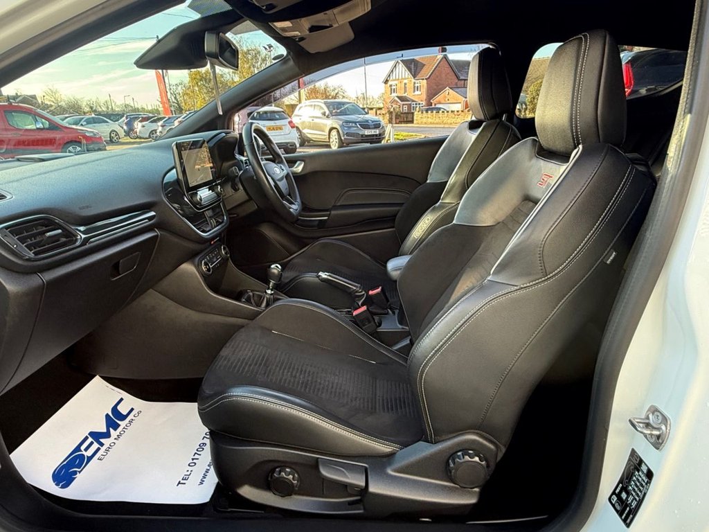 Used Ford Fiesta 2018 for sale - 76654614: Photo 24