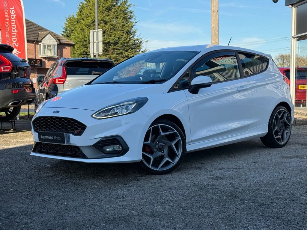 Used Ford Fiesta 2018 for sale - 76654614: Photo 4