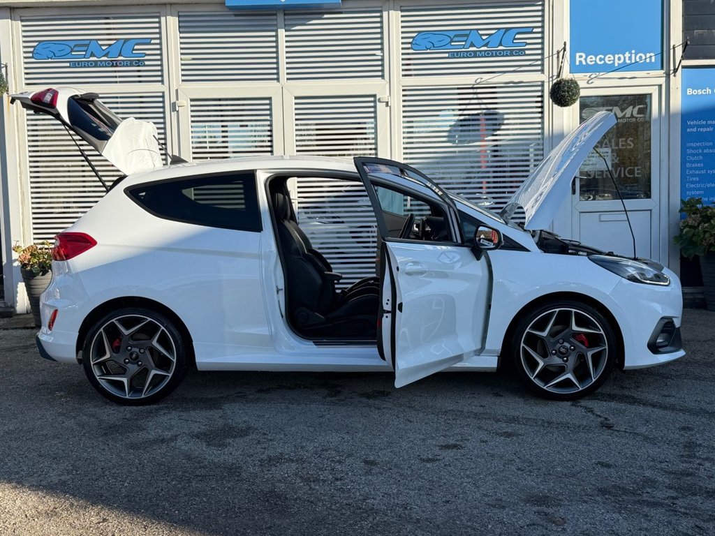 Used Ford Fiesta 2018 for sale - 76654614: Photo 5