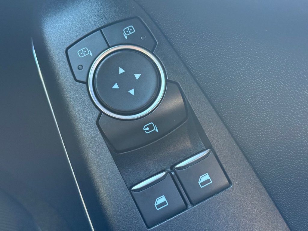 Used Ford Fiesta 2018 for sale - 76654614: Photo 50