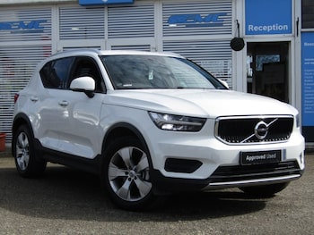 2018 (68) - 2.0 D3 Momentum SUV 5dr Diesel Manual Euro 6 (s/s) (150 ps)