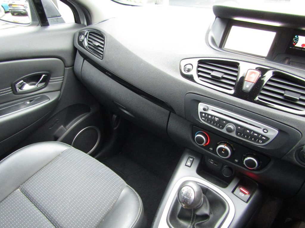 Used Renault Scenic 2011 for sale - 76333434: Photo 25