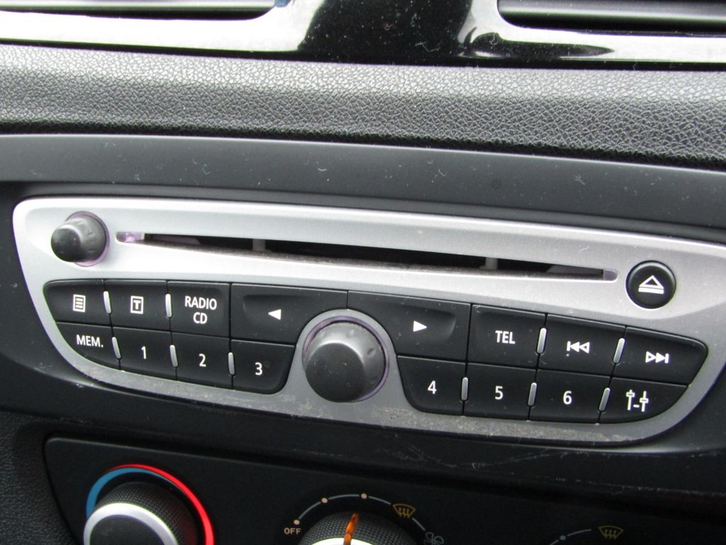 Used Renault Scenic 2011 for sale - 76333434: Photo 32