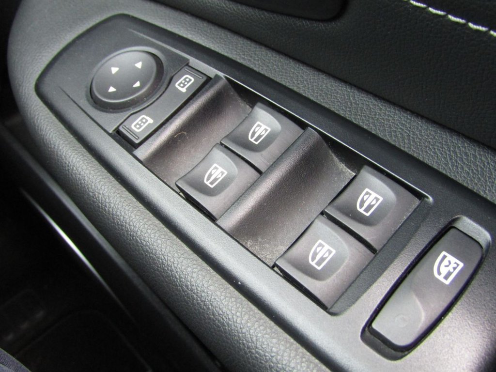 Used Renault Scenic 2011 for sale - 76333434: Photo 41