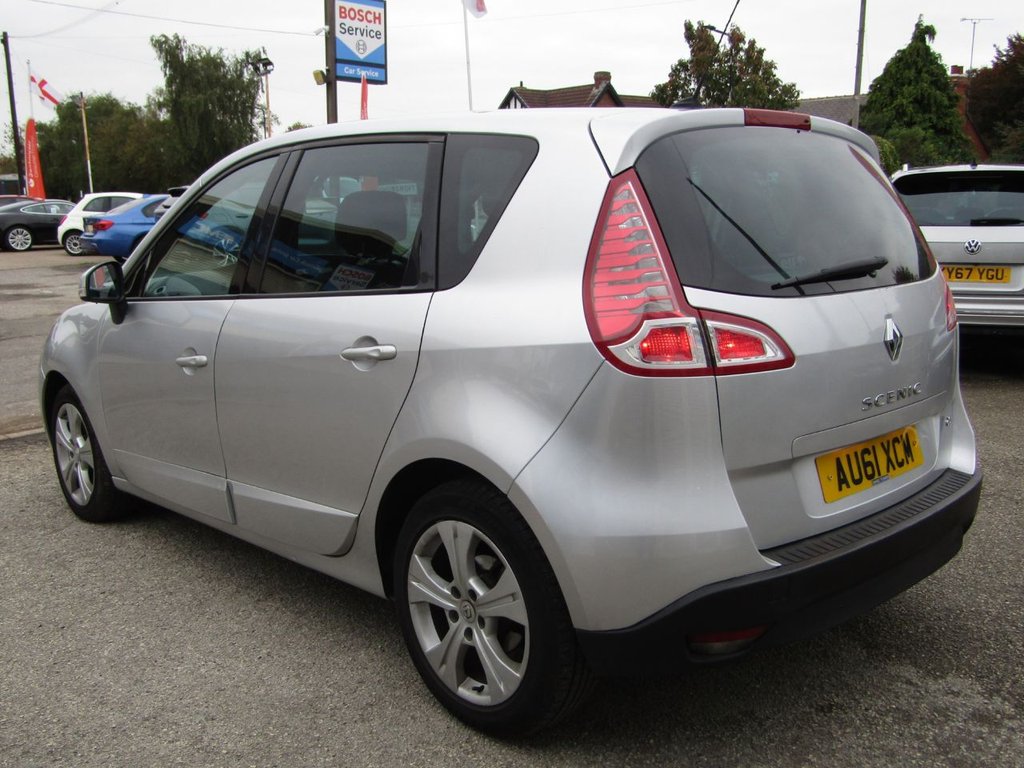 Used Renault Scenic 2011 for sale - 76333434: Photo 8