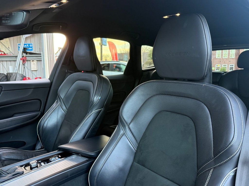 Used Volvo XC60 2019 for sale - 76642158: Photo 25