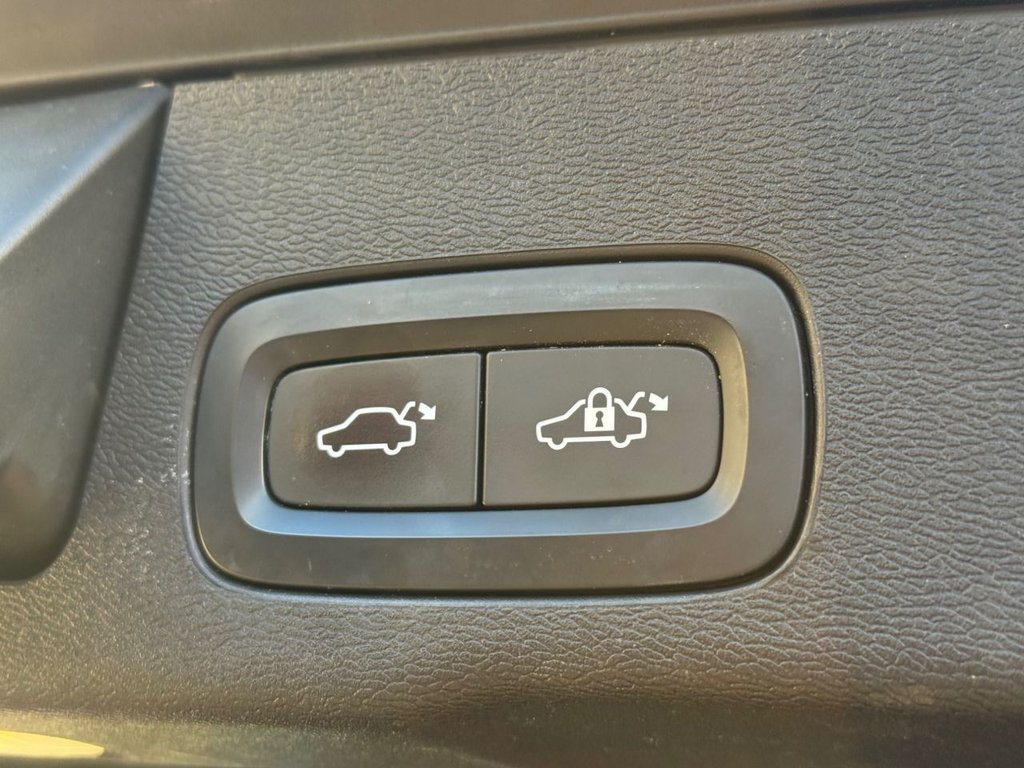 Used Volvo XC60 2019 for sale - 76642158: Photo 49