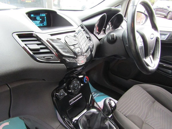 Used Ford Fiesta 2015 for sale - 75347099: Photo 24