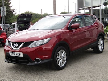 Used Nissan Qashqai 2016 for sale - 76973392: Photo