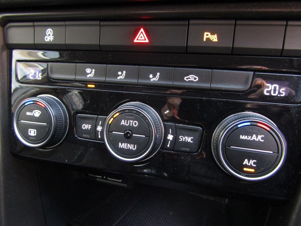 Used Volkswagen T-Roc 2019 for sale - 76509509: Photo 30