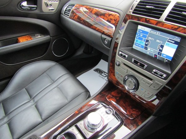 Used Jaguar XK 2011 for sale - 73888388: Photo 22