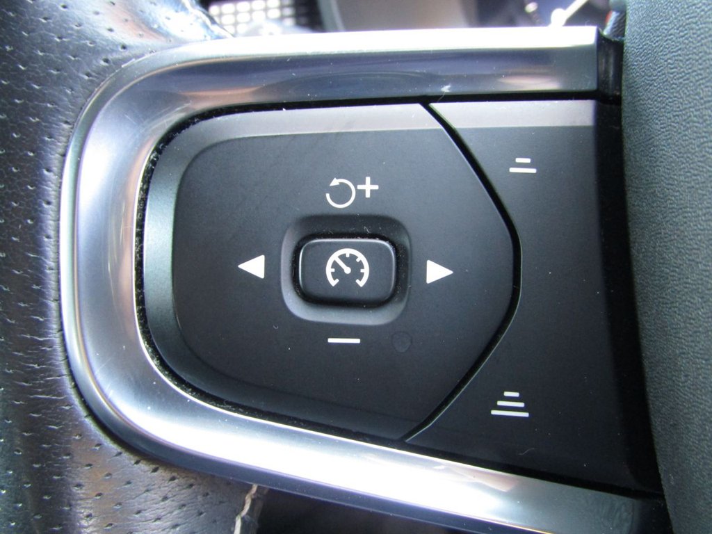 Used Volvo XC40 2020 for sale - 77188094: Photo 35