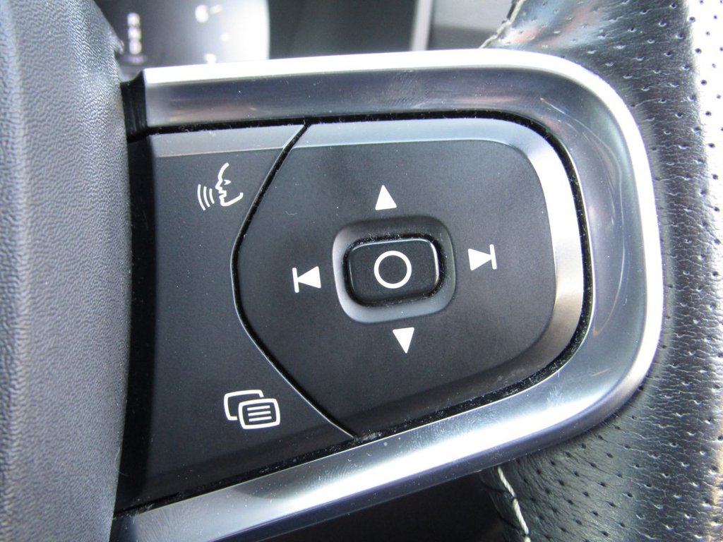 Used Volvo XC40 2020 for sale - 77188094: Photo 37