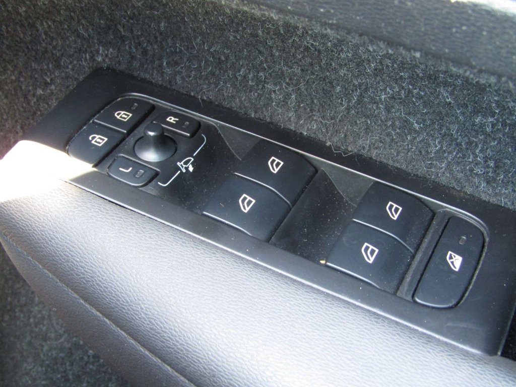 Used Volvo XC40 2020 for sale - 77188094: Photo 39