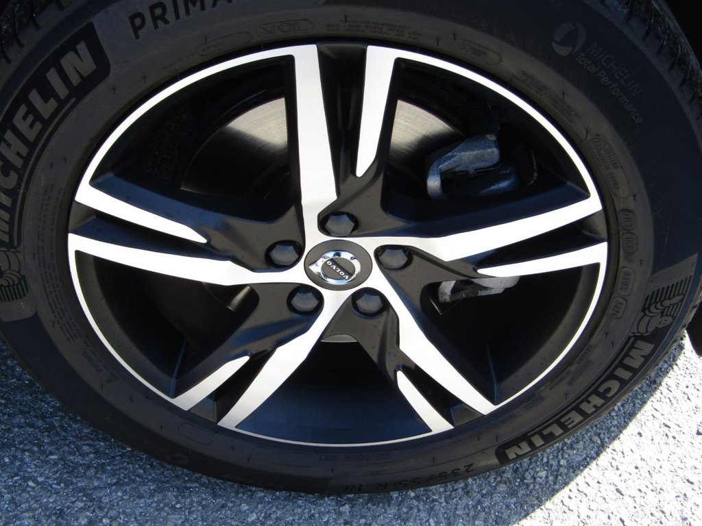 Used Volvo XC40 2020 for sale - 77188094: Photo 42