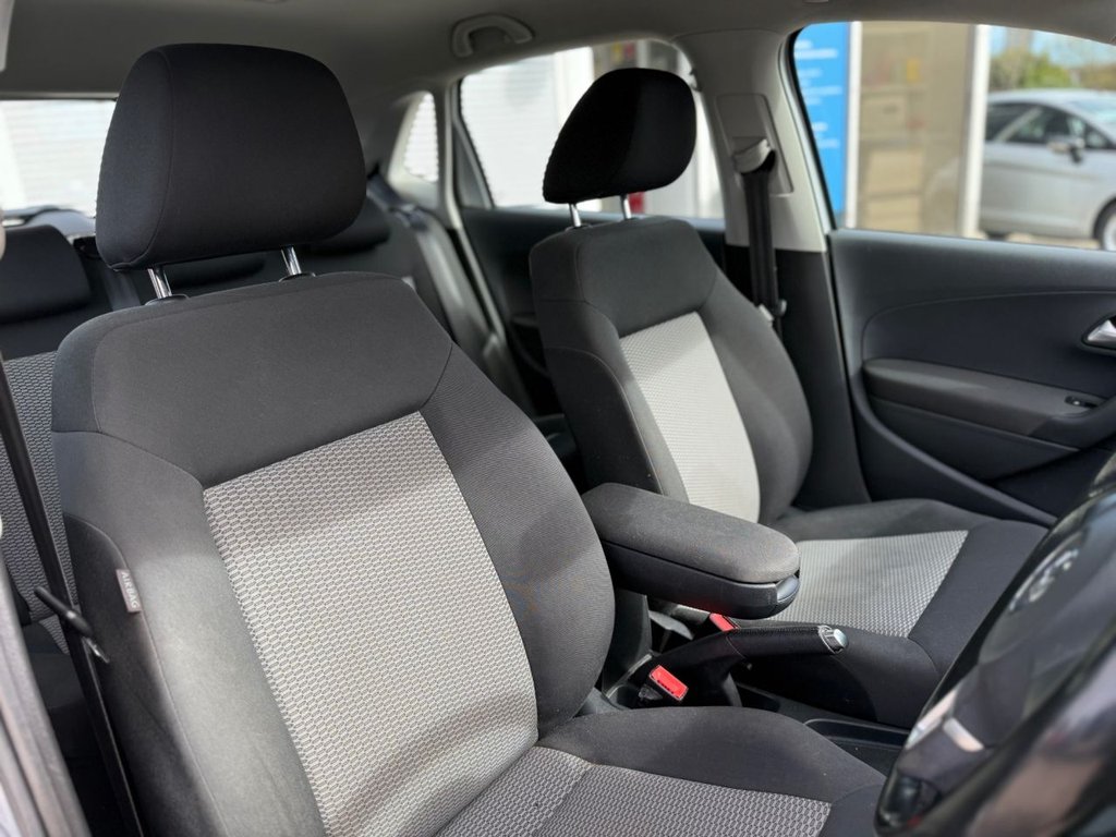 Used Volkswagen Polo 2010 for sale - 78153503: Photo 10