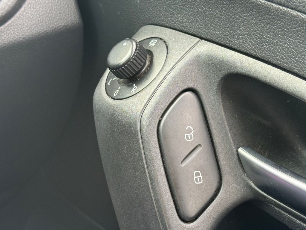 Used Volkswagen Polo 2010 for sale - 78153503: Photo 34