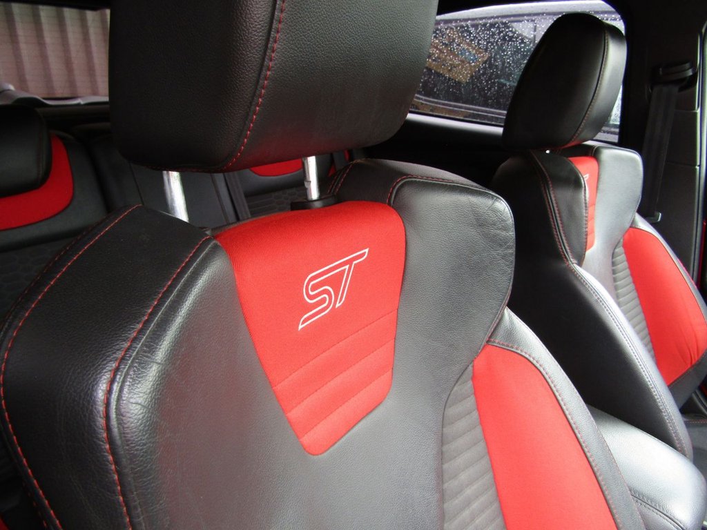 Used Ford Focus 2015 for sale - 77007329: Photo 12