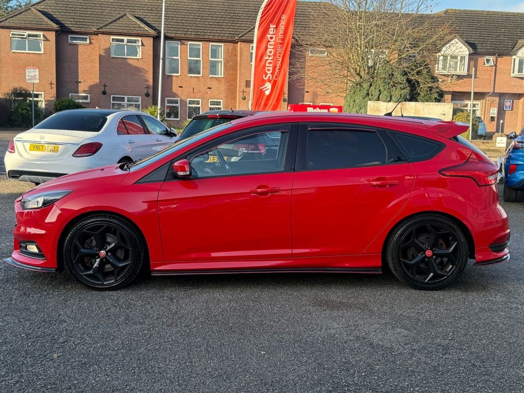 Used Ford Focus 2015 for sale - 77007329: Photo 5